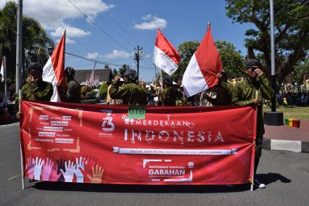Mekar Bhakti Gabahan Juara 3 Karnaval Tingkat Imogiri mengangkat Tema Aku Cinta Indonesia
